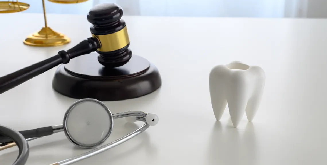 condena-auxiliar-cadiz-clinica