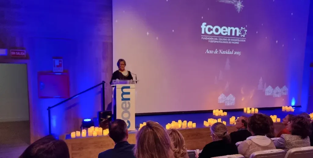Dra. Ucha felicita las fiestas en el acto de navidad del COEM