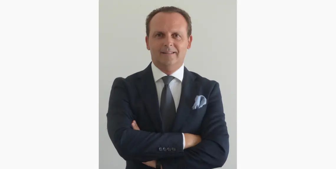 Dr. Adrián Guerrero, presidente de la Federación Iberoamericana de Periodoncia