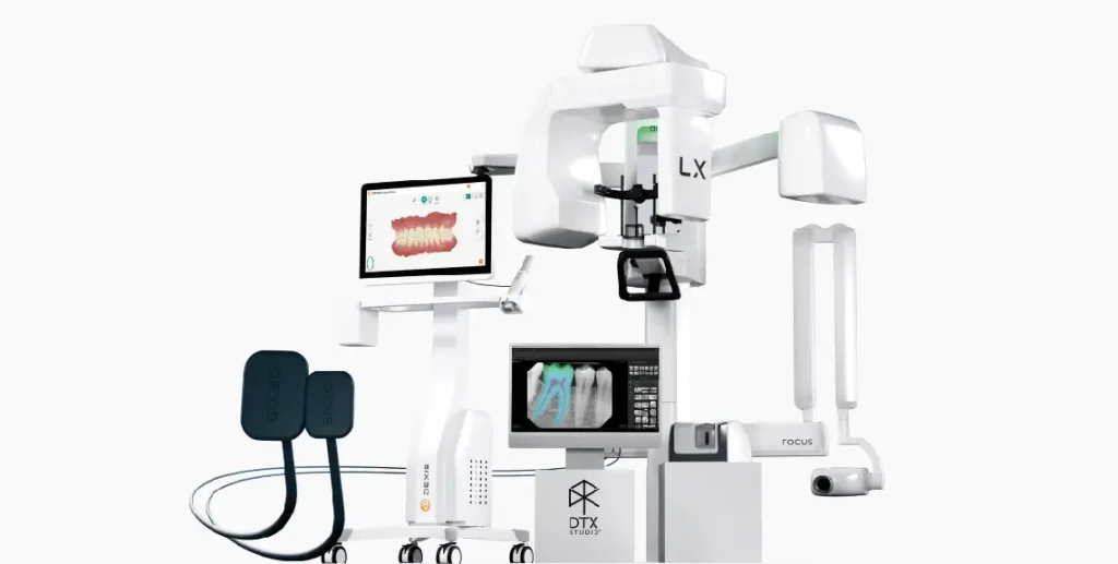 Con DTX Studio Clinic los profesionales pueden identificar de forma inmediata hasta 15 indicadores diagnósticos en radiografías intraorales 2D, incluidos ocho nuevos indicadores restauradores como coronas, puentes y tratamientos de conductos