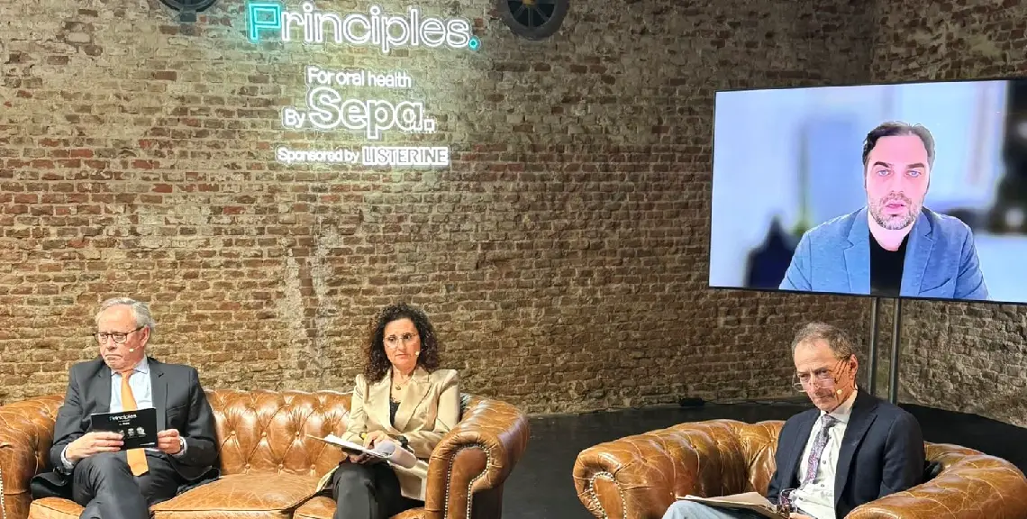 Bajo el título “Global Experts take on The Periodontal Disease Crisis”, los doctores Mariano Sanz (España), Elena Figuero (España), Gustavo Ávila-Ortíz (Estados Unidos) e Iain Chapple (Reino Unido)