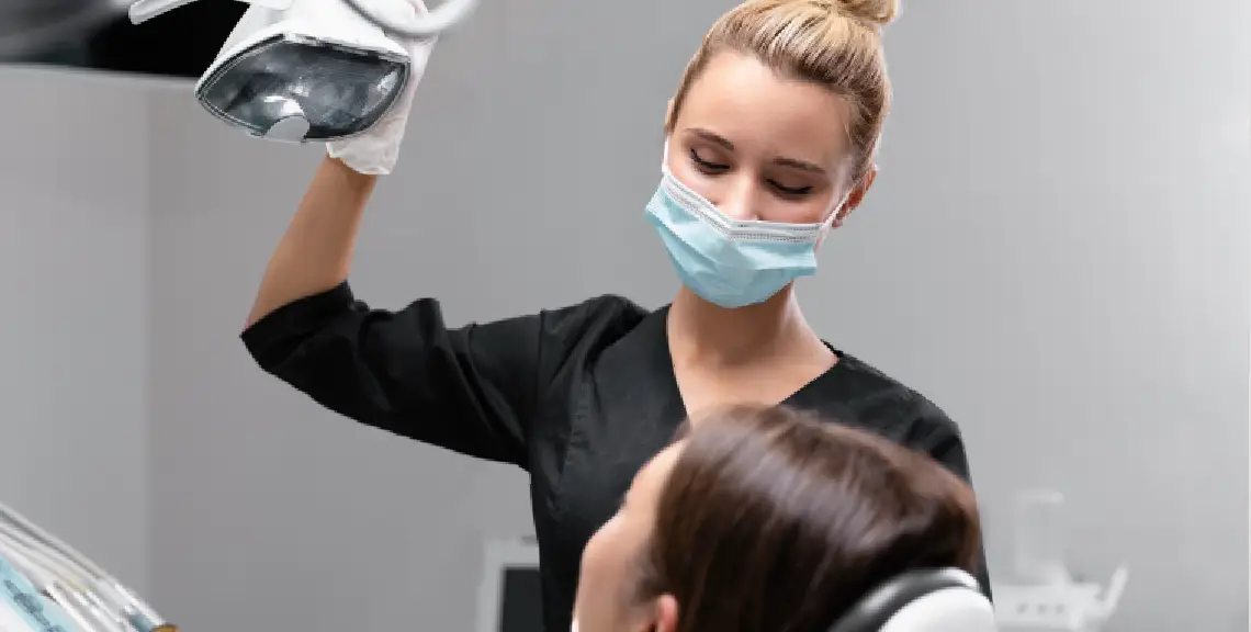 Atención clínica dental