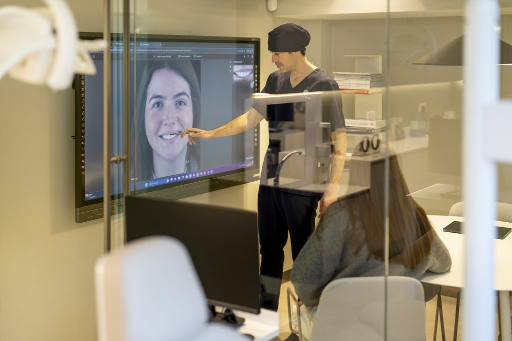 La clínica Loscos ha apostado por integrar protocolos y tecnologías para satisfacer las expectativas de sus pacientes.