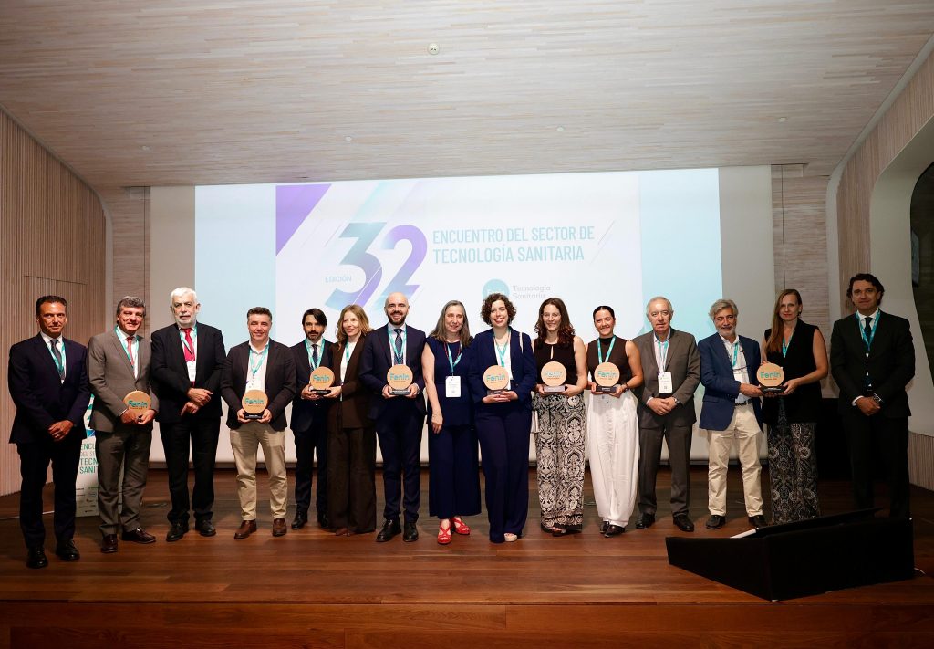 Posado premiados y jurado Premios Fenin