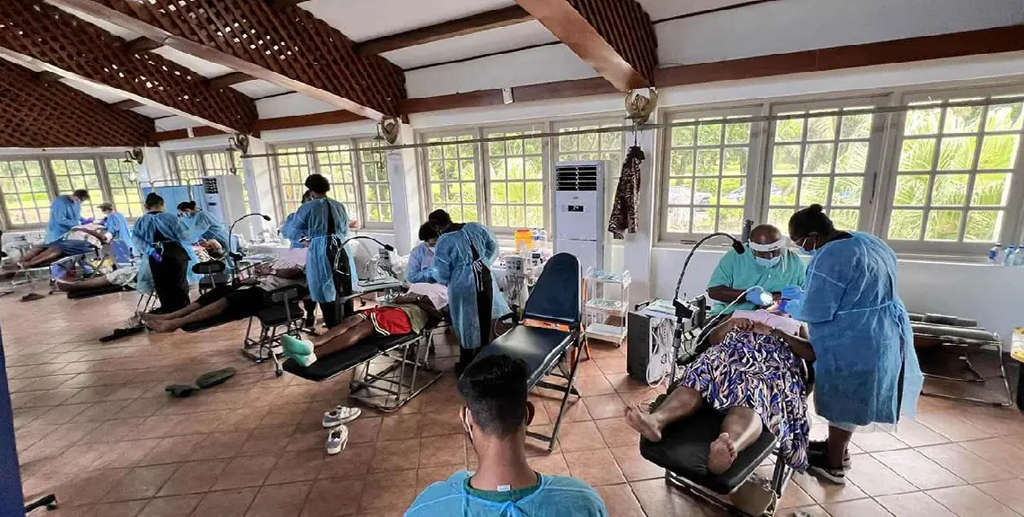 Atención dental islas FIJI