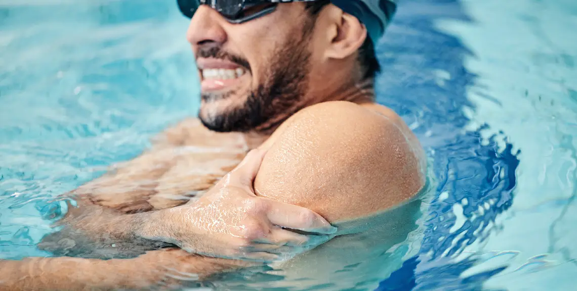acción del cloro de la piscina en los dientes